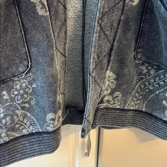 ❄️Pilcro Blue Patterned Sweater Sz L/XL - Picture 9 of 16